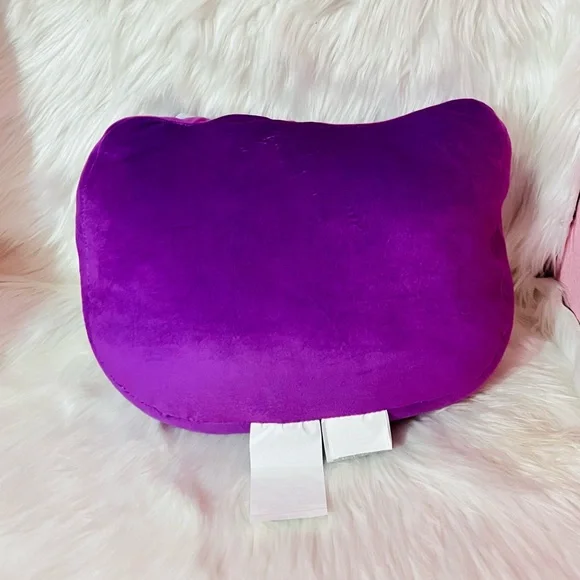 Hello Kitty Pillow - Picture 2 of 3